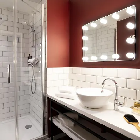 Hotel Ibis Styles Lens Centre Gare Esterno foto