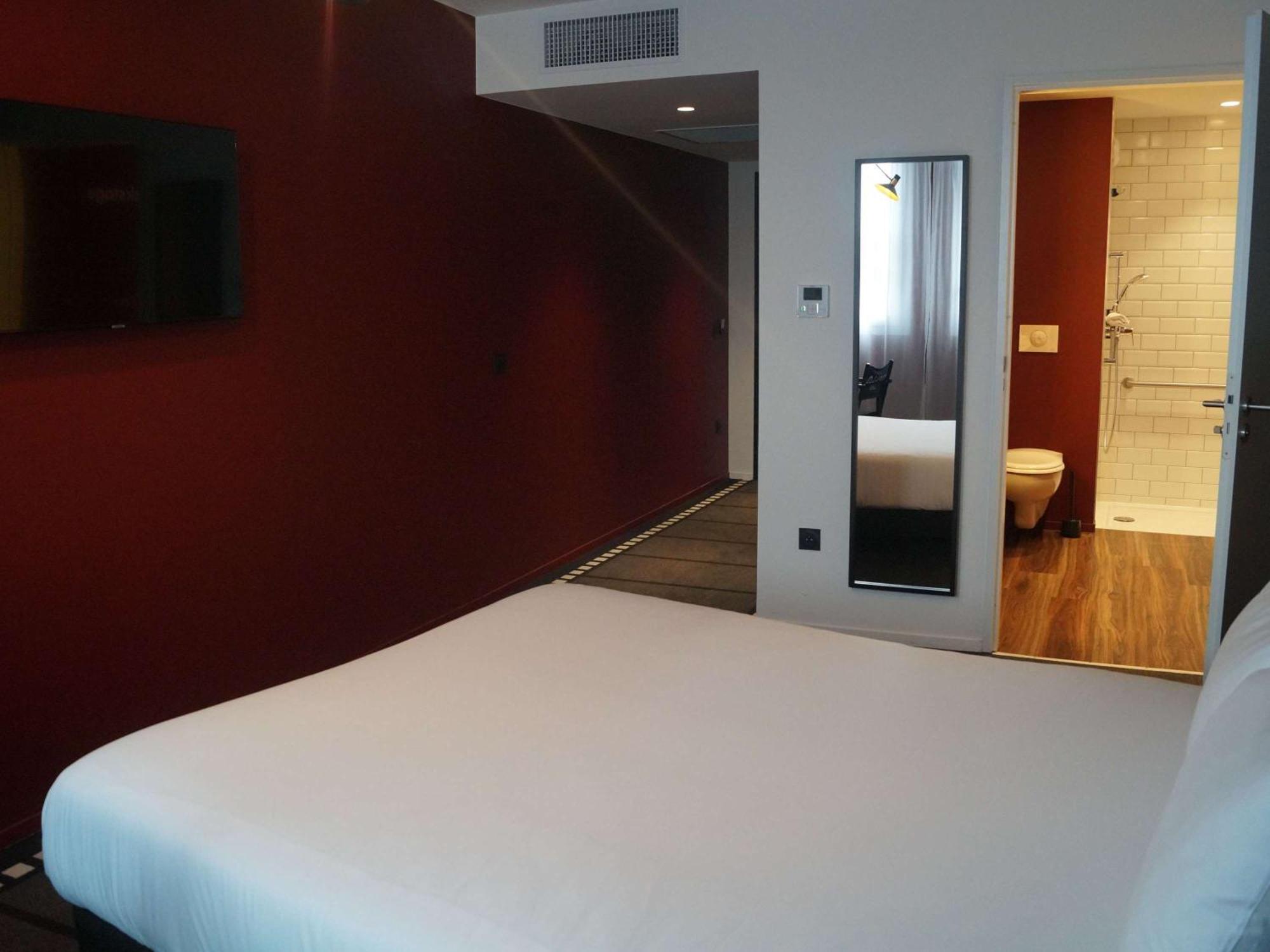 Ibis Styles Centre Gare Hotel 3*